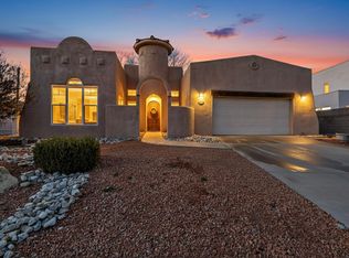 293 Dennis Dr NE, Los Lunas, NM 87031