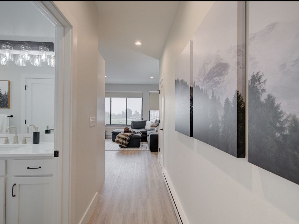 1st image of 3766 Equestrian Ln #B