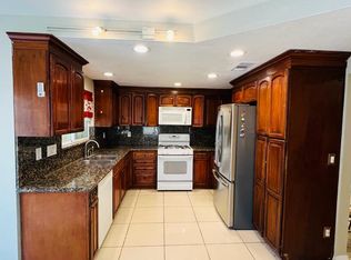 6384 Pine Falls Trl, Riverside, CA 92509