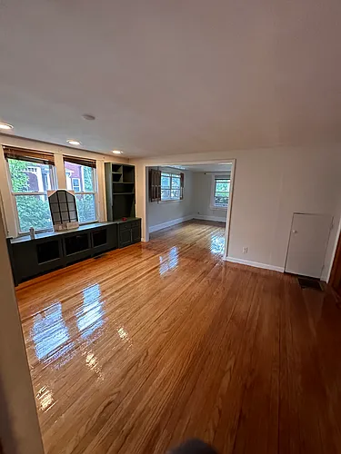 16 Adams St #1R Photo 1