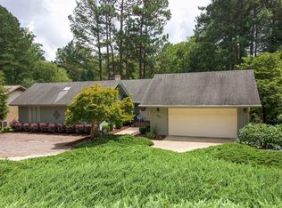 520 Saint Andrews Dr, Pinehurst, NC 28374