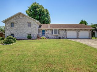504 Sleepy Meadow Dr, Mount Vernon, MO 65712