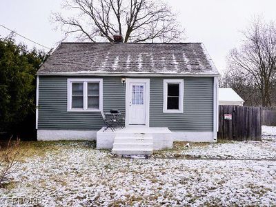 3156 N Jennings Rd, Flint, MI, 48504