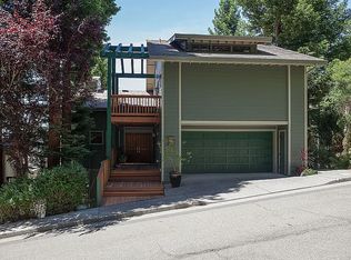21 Bay Forest Dr, Oakland, CA 94611