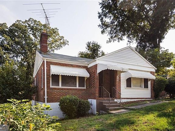 3rd image of 71 Burbank Dr NW