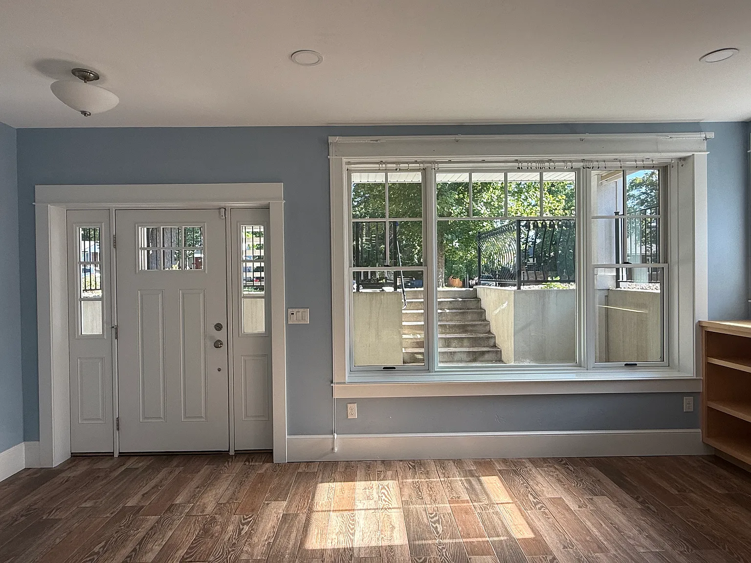 3 bed, 2.5 bath, 2000 sqft, $3,150 — Photo 4