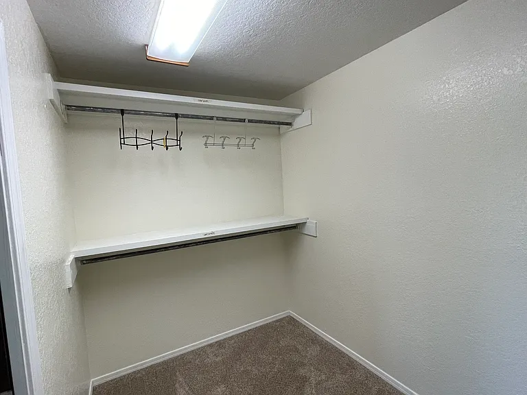 5830 E Calle Del Ciervo — Photo 42