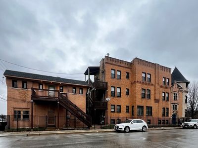 4758 S King Dr APT 4, Chicago, IL, 60615