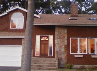 223 Natsisky Farm Rd, South Windsor, CT 06074