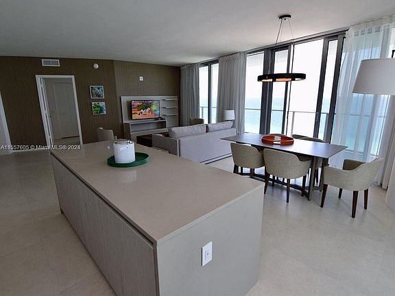 4th image of 4111 S Ocean Dr #1101