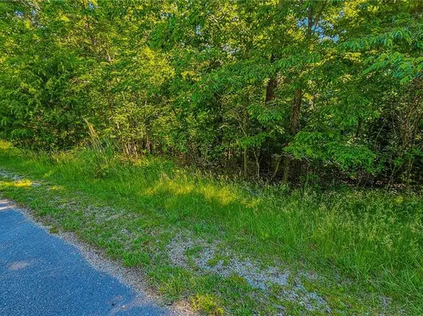 862 Grand Cypress Ct, Sunrise Beach, MO 65079