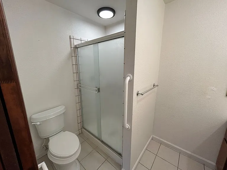 9471 Queen Oak Ct — Photo 14