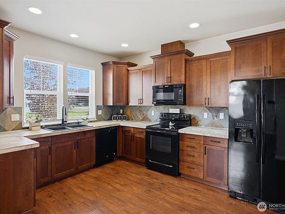 4th image of 14471 100th Avenue SE