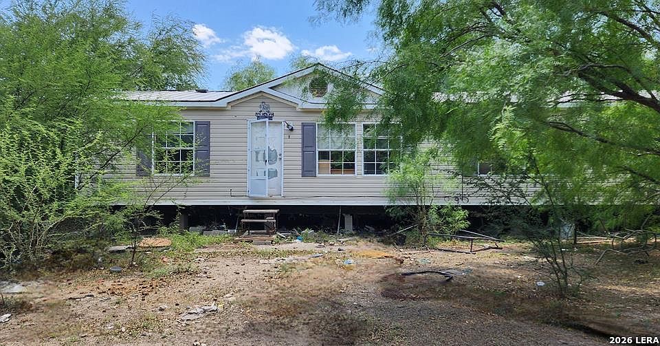 1st image of 1542 Moses Rd.