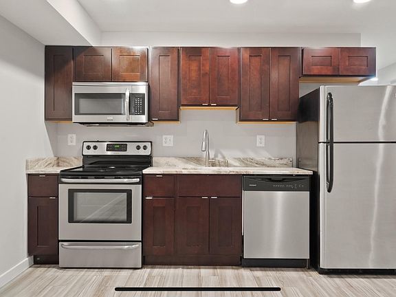 2nd image of 1402 Decatur St NW