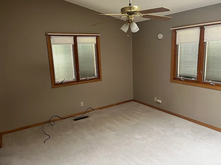1815 Kennicott Ct — Photo 6