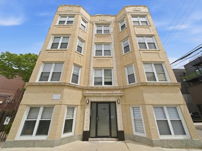 3215 N Francisco Ave Unit Gs, Chicago, IL, 60618