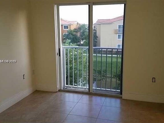 4th image of 20810 SW 87th Ave APT 302