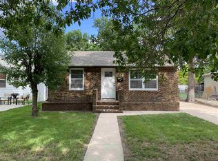 520 19th St NW, Minot, ND 58703