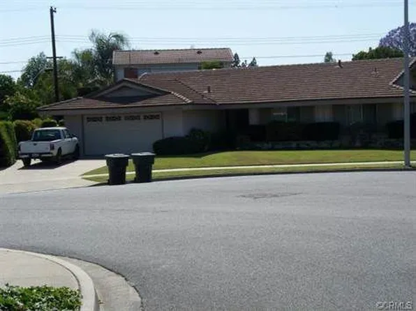 5031 McKenzie Dr, Placentia, CA 92870