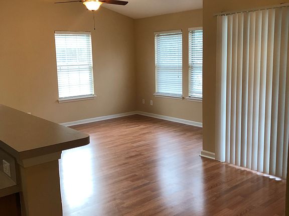 2nd image of 575 Oakleaf Plantation Pkwy Unit 716
