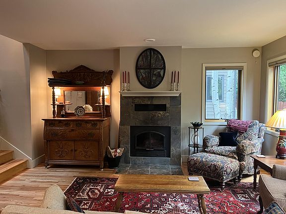4th image of 486 E Pearl Ave