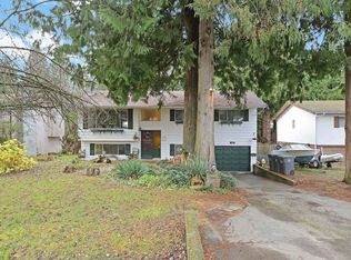 1941 127a St, Surrey, BC V4A3S8