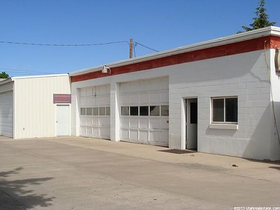 2nd image of 328 N Court St