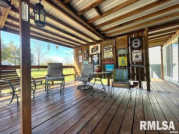 3rd image of 135 Caraway Ln