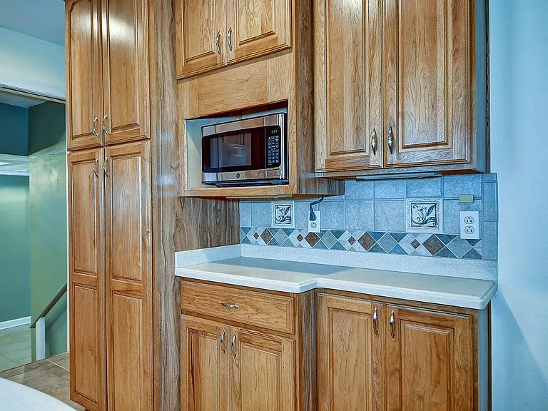 309 Beck St — Photo 19