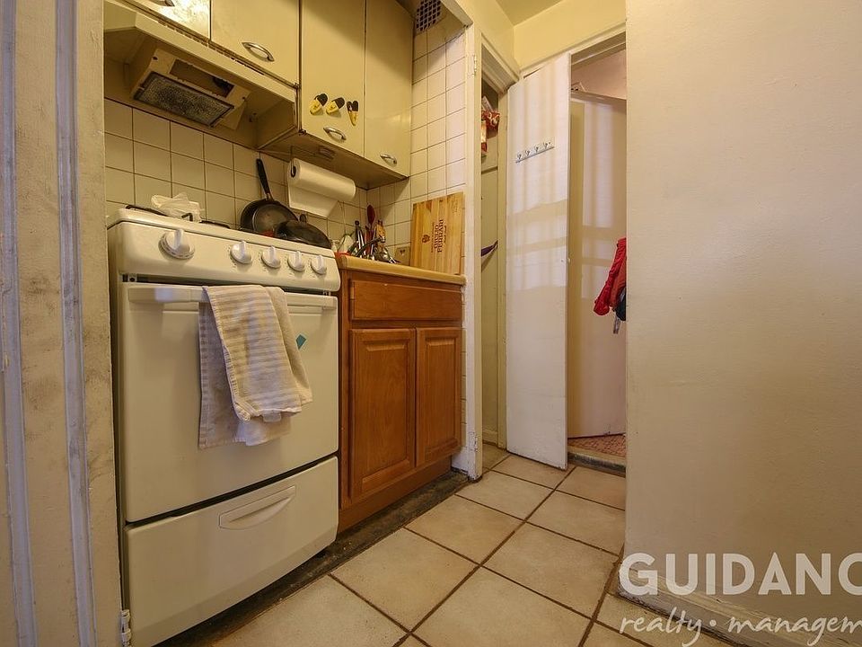 2nd image of 50 W 82nd St #1S