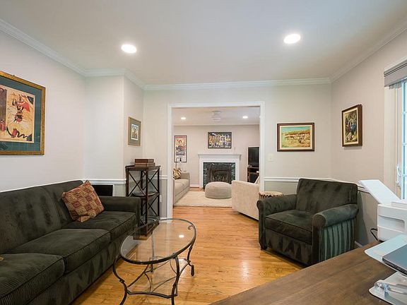 4th image of 2145 Military Pkwy #22207-ID231806P