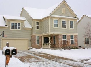 9804 Fairfield Rd, Huntley, IL 60142