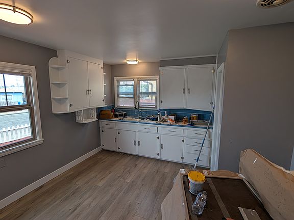 4th image of 650 Elm Ave Unit A