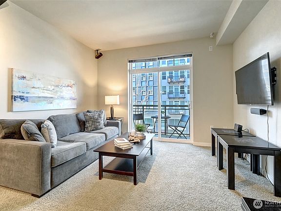 5th image of 16141 Cleveland Street #305
