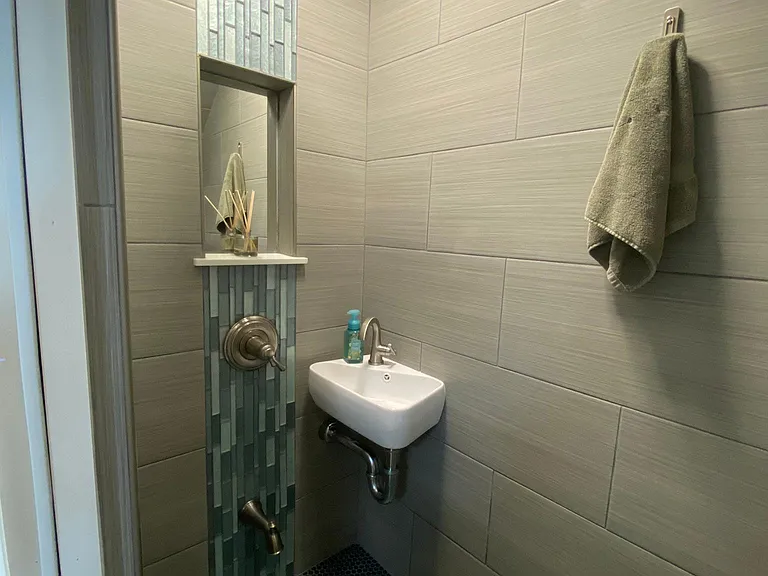 1268 W Ocean View Ave #C — Photo 11