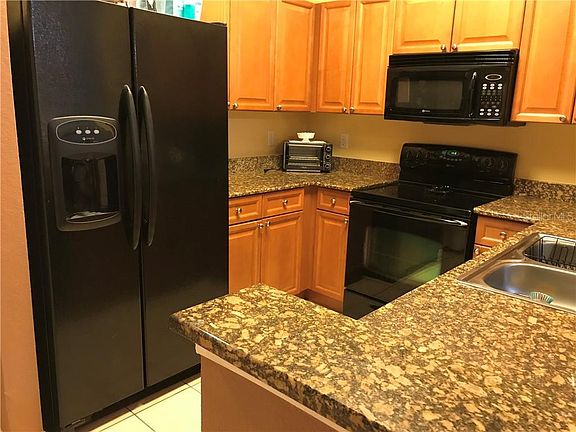 2nd image of 2537 Lancien Ct