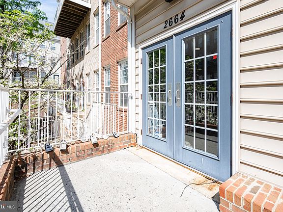 5th image of 2664 Manhattan Pl Ste 305