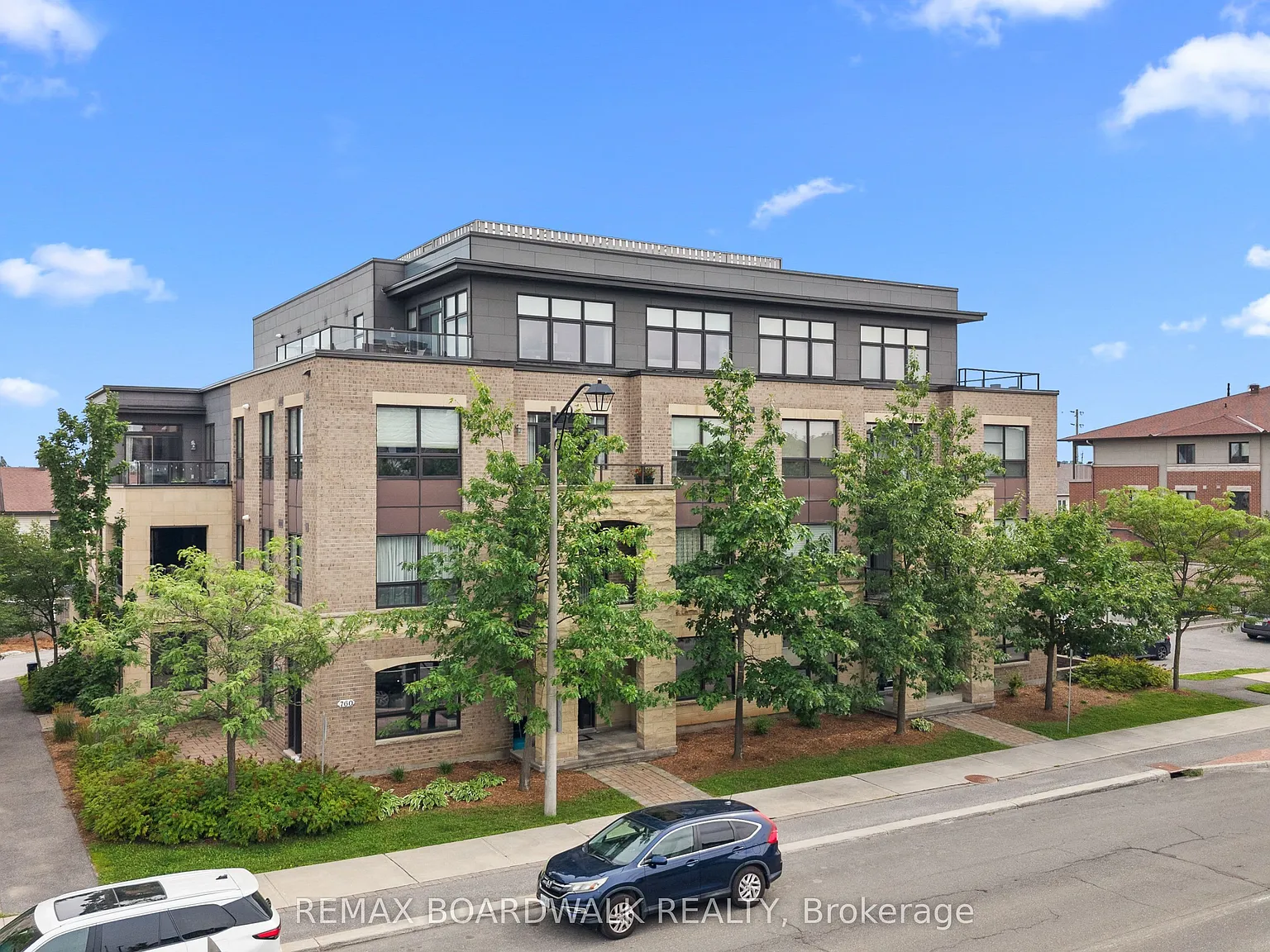 2 bed, $2,450 — Photo 2