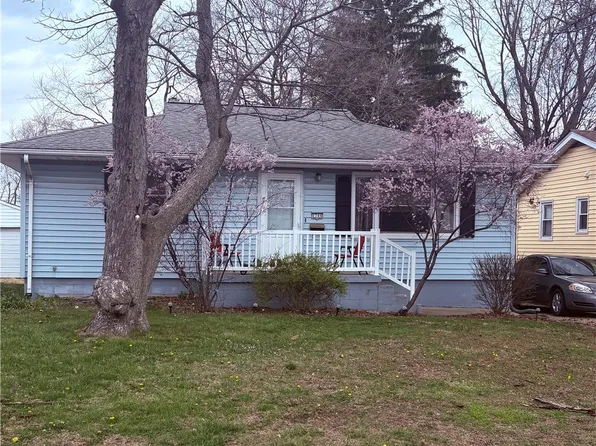 1744 E Division St, Decatur, IL 62526