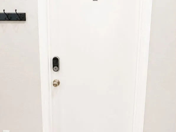 (undisclosed Address), Gainesville, FL 32608