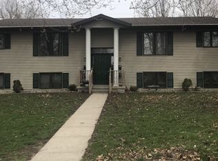 625 4th St APT 2, Nevada, IA 50201