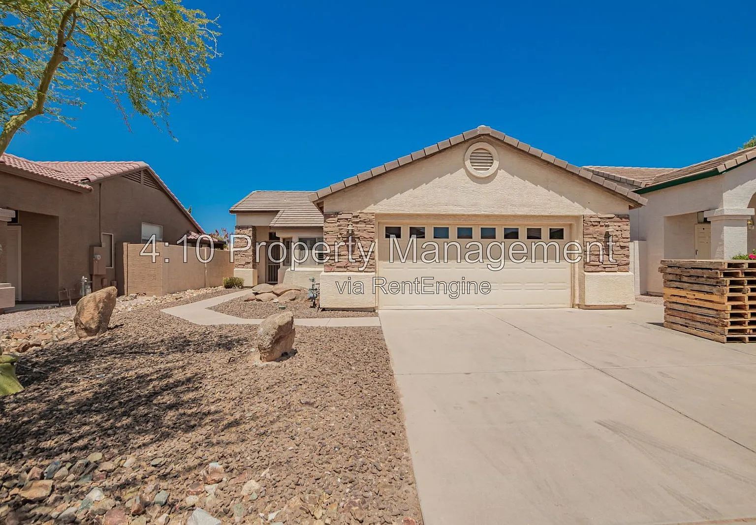 3 bed, 2.0 bath, 1374 sqft, $1,650 — Photo 1