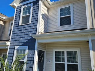 202 Chandler Ct, Sanford, NC 27330