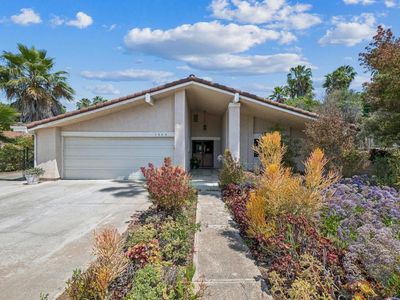 1434 Via Christina, Vista, CA, 92084