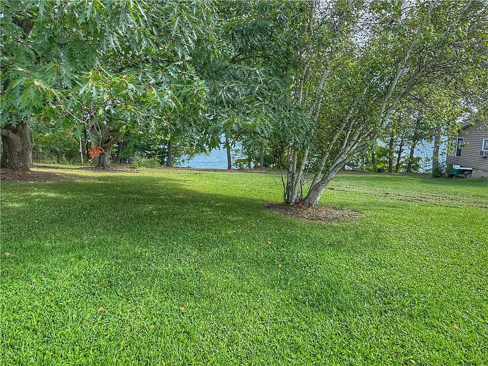 1st image of 8089 Bainbridge Beach Rd