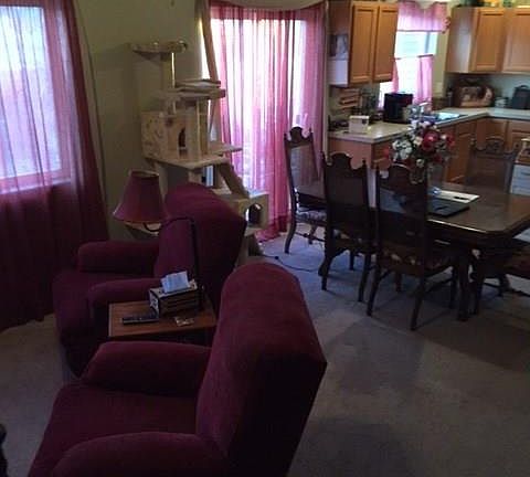 3rd image of 887 6th St