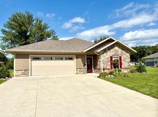162 Diagonal St, Dawson, MN 56232