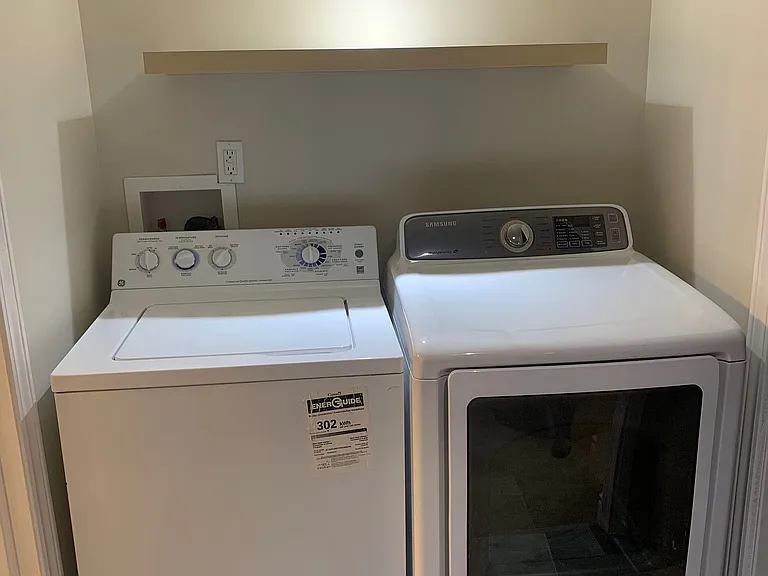 166 Bartley Bull Pkwy #LOWER — Photo 12