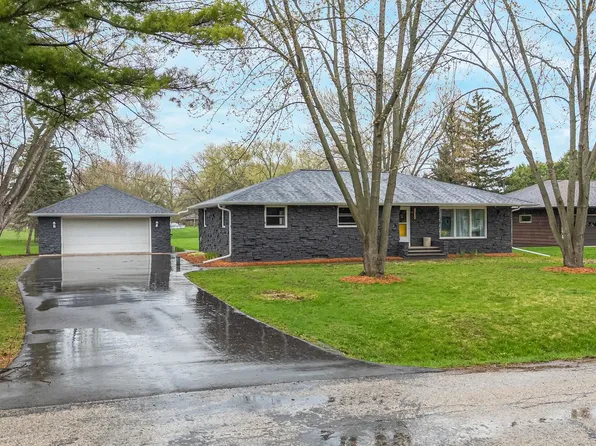 1034 S Ridge Ln, Appleton, WI 54914